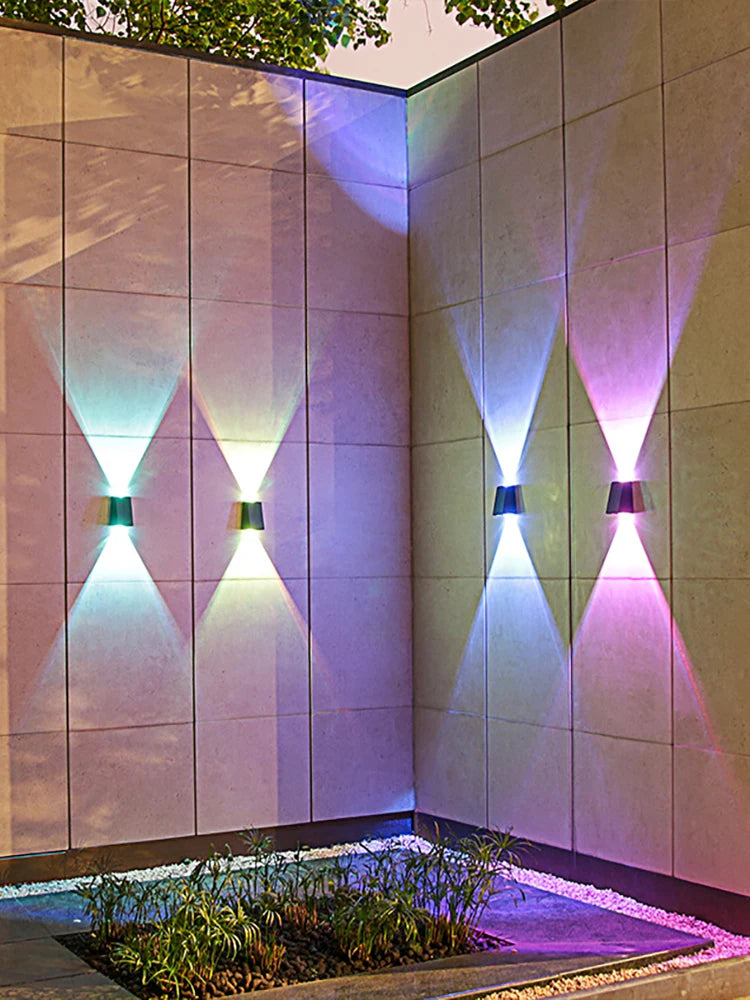 VELUNO SolarGlow – LED Solar-Außenwandleuchte